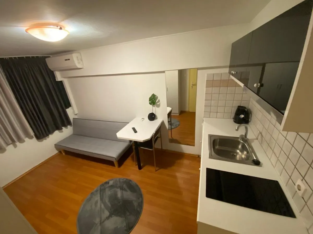 فندق Le.Chris Central Dorms ريثيمنو فندق-كبسولة